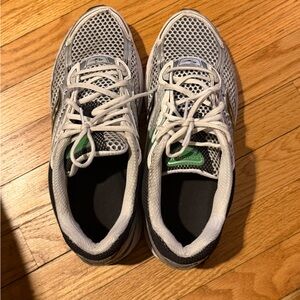 Saucony Gray and Black Athletic Shoes